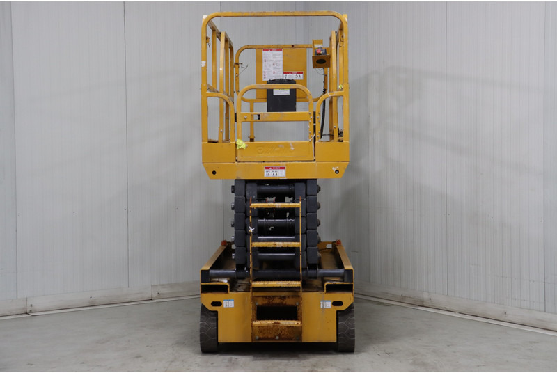 XCMG XG1412AC - Scissor lift: picture 3 XCMG XG1412AC - Scissor lift: picture 3