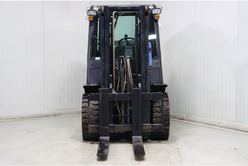 Yale GLP55MJ - LPG forklift: picture 2 Yale GLP55MJ - LPG forklift: picture 2