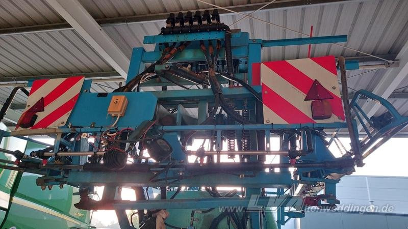Berthoud MAXA 40 AX 24 - Trailed sprayer: picture 4 Berthoud MAXA 40 AX 24 - Trailed sprayer: picture 4