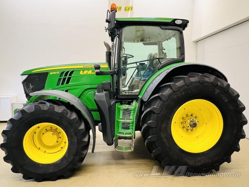 John Deere 6210R - Farm tractor: picture 5 John Deere 6210R - Farm tractor: picture 5