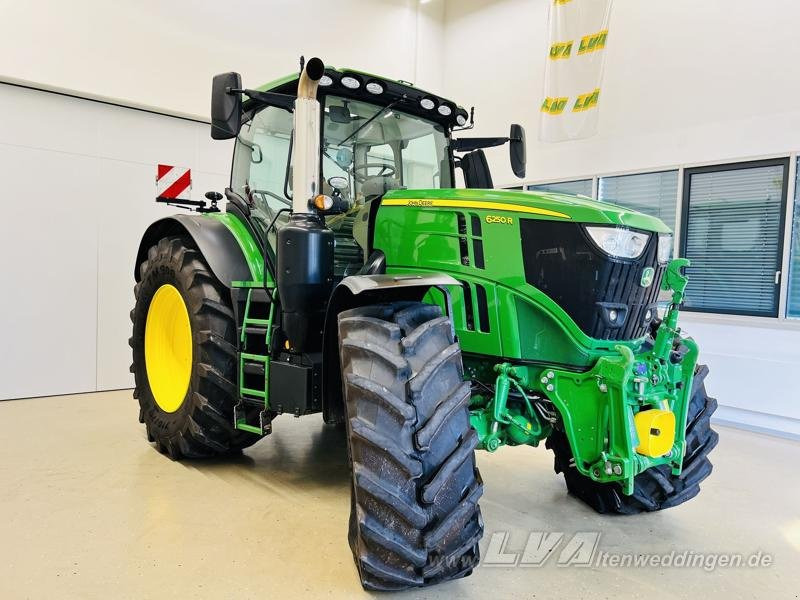 John Deere 6250R CommandPro - Farm tractor: picture 2 John Deere 6250R CommandPro - Farm tractor: picture 2