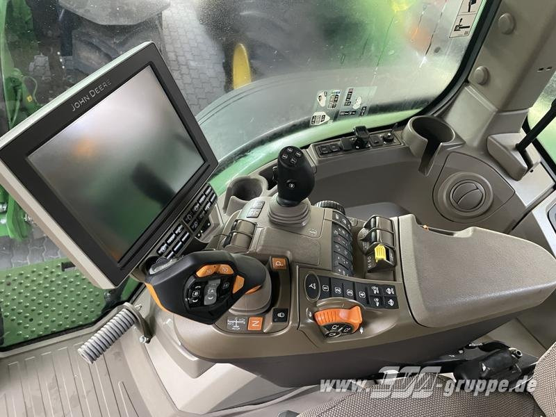 John Deere 7R 310 - Farm tractor: picture 5 John Deere 7R 310 - Farm tractor: picture 5