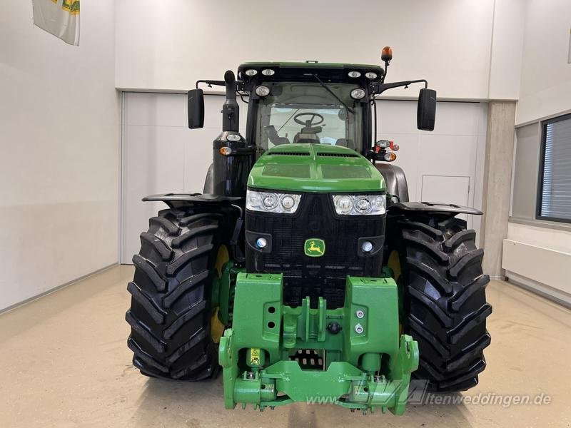 John Deere 8295R - Farm tractor: picture 3 John Deere 8295R - Farm tractor: picture 3