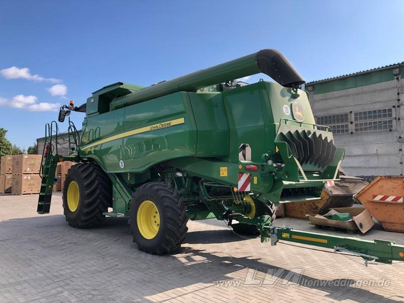 John Deere T550 - Combine harvester: picture 2 John Deere T550 - Combine harvester: picture 2