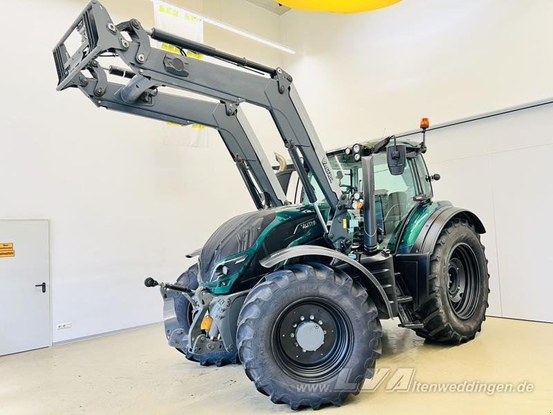 Valtra T174 - Farm tractor: picture 1 Valtra T174 - Farm tractor: picture 1