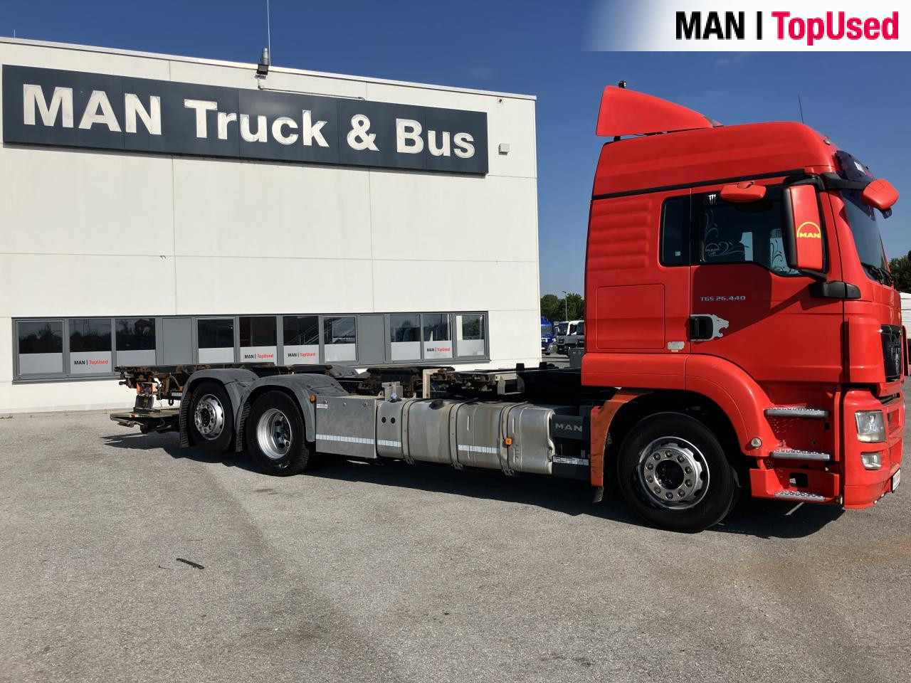 Container transporter/ Swap body truck MAN TGS 26.440 6X2-2 LL: picture 13 Container transporter/ Swap body truck MAN TGS 26.440 6X2-2 LL: picture 13