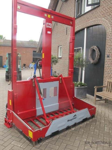 BVL MEGASTAR 195 DW SILAGE CUTTER - Silage equipment: picture 5 BVL MEGASTAR 195 DW SILAGE CUTTER - Silage equipment: picture 5