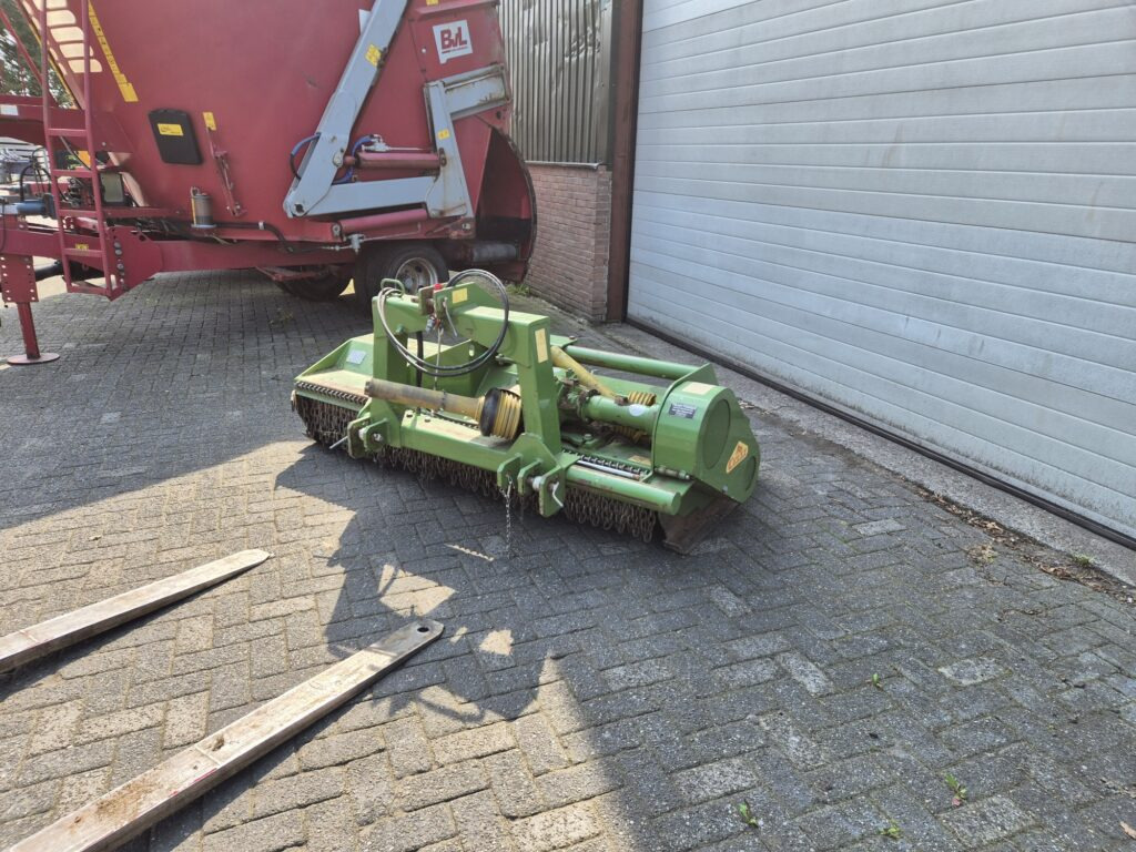 CELLI Taurus 200 mower - Mower: picture 2 CELLI Taurus 200 mower - Mower: picture 2