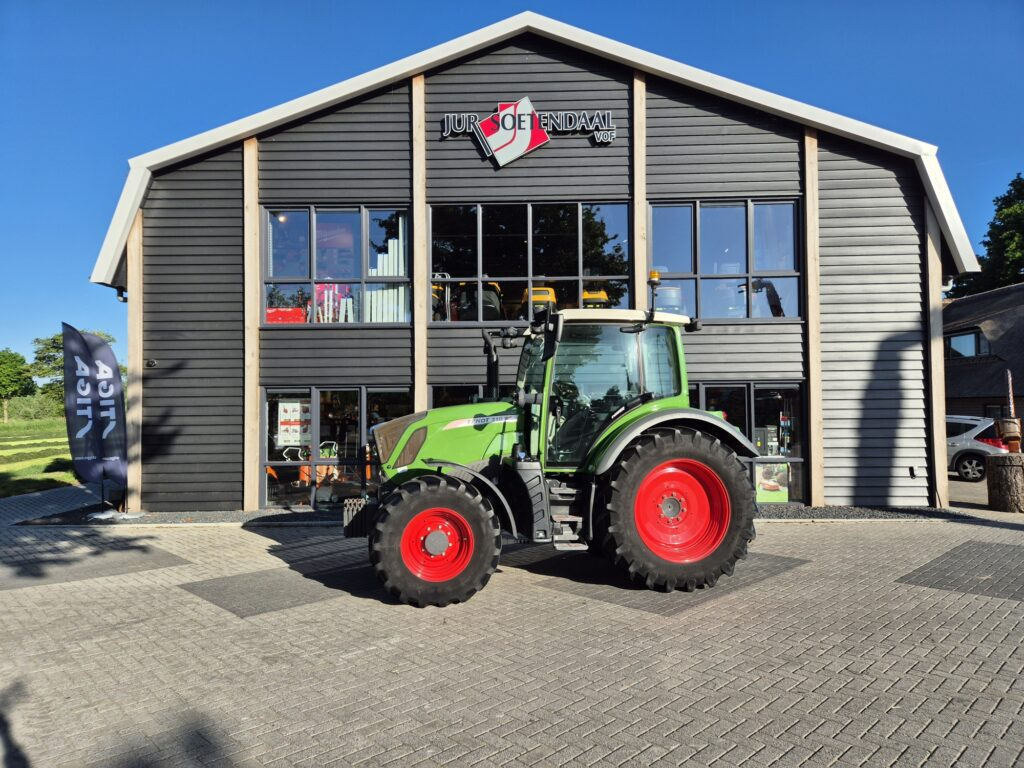 FENDT 310 vario - Farm tractor: picture 1 FENDT 310 vario - Farm tractor: picture 1