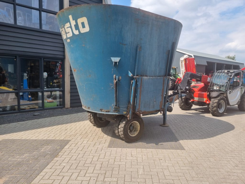 FRASTO Tornado feedwagon 12 m3 - Forage mixer wagon: picture 1 FRASTO Tornado feedwagon 12 m3 - Forage mixer wagon: picture 1