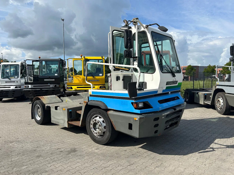 Terberg YT 182 10 x ON STOCK | 2006 | 2008 | 2011 | 2013 | 2019 | 2020 | - Terminal tractor: picture 5 Terberg YT 182 10 x ON STOCK | 2006 | 2008 | 2011 | 2013 | 2019 | 2020 | - Terminal tractor: picture 5