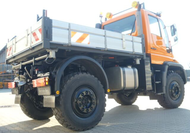 Unimog 500 - U500 405 02579 Mercedes Benz 405 - Tipper: picture 4 Unimog 500 - U500 405 02579 Mercedes Benz 405 - Tipper: picture 4