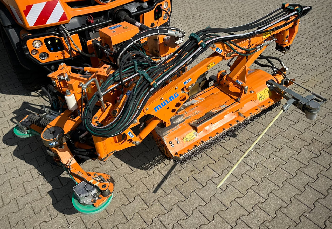 Unimog Leitpfostenausmähgerät / Randstreifenmähger - Boom mower: picture 2 Unimog Leitpfostenausmähgerät / Randstreifenmähger - Boom mower: picture 2