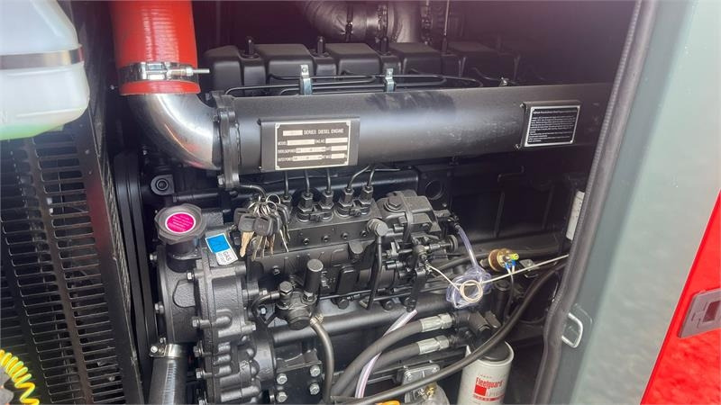 Bauer GFS-120 ATS, 120 kW/150 kVA Fabriksny generator - Generator set: picture 4 Bauer GFS-120 ATS, 120 kW/150 kVA Fabriksny generator - Generator set: picture 4