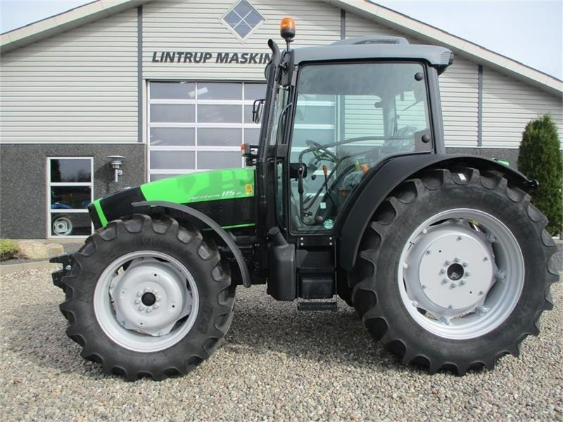 Deutz-fahr Agrofarm 115G with 30F+30R Hi-Lo and CreepGear - Farm tractor: picture 1 Deutz-fahr Agrofarm 115G with 30F+30R Hi-Lo and CreepGear - Farm tractor: picture 1