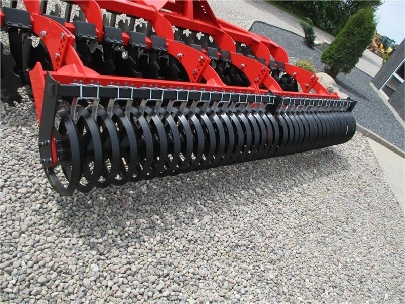 Dexwal Mamut 4 m Med v-rings pakker og 560mm talerkner - Disc harrow: picture 4 Dexwal Mamut 4 m Med v-rings pakker og 560mm talerkner - Disc harrow: picture 4