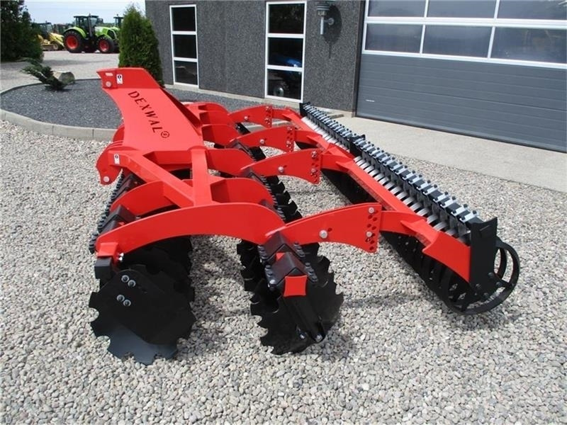 Dexwal Mamut 4 m med v-rings pakker og 560 mm tallerkner - Disc harrow: picture 1 Dexwal Mamut 4 m med v-rings pakker og 560 mm tallerkner - Disc harrow: picture 1