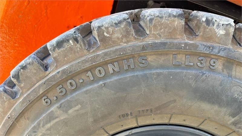 Diesel forklift Doosan D30 G med kabine og KUN 57 TIMER FRA NY, MED TIME: picture 21