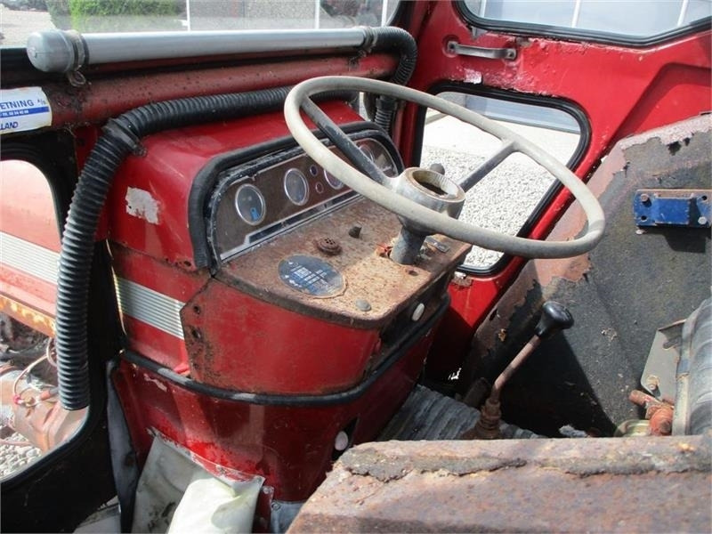 IH 444 Motor sidder fast - Farm tractor: picture 5 IH 444 Motor sidder fast - Farm tractor: picture 5