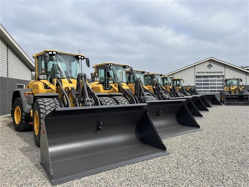 JST Skovl 3.4m3 med volvoskifte og 3m bred. NY SKOVL. - Bucket for Construction machinery: picture 2 JST Skovl 3.4m3 med volvoskifte og 3m bred. NY SKOVL. - Bucket for Construction machinery: picture 2