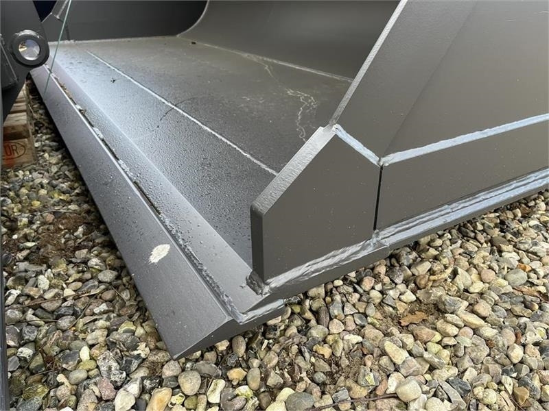 JST Skovl 3.4m3 med volvoskifte og 3m bred. NY SKOVL. - Bucket for Construction machinery: picture 5 JST Skovl 3.4m3 med volvoskifte og 3m bred. NY SKOVL. - Bucket for Construction machinery: picture 5