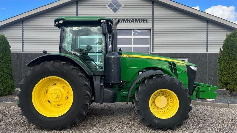Farm tractor John Deere 8260R: picture 7 Farm tractor John Deere 8260R: picture 7