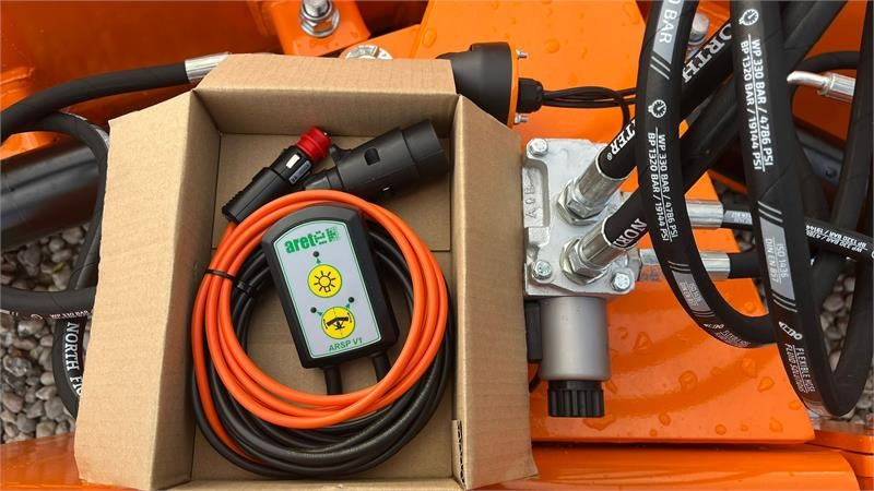 Limas Vario SHL 300 Med lys - Snow plough for Agricultural machinery: picture 2 Limas Vario SHL 300 Med lys - Snow plough for Agricultural machinery: picture 2