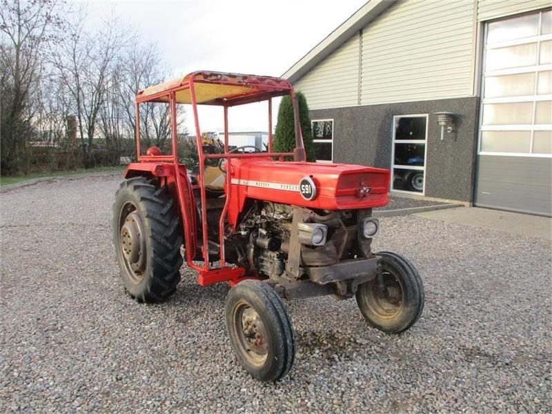 Farm tractor Massey Ferguson 165: picture 15