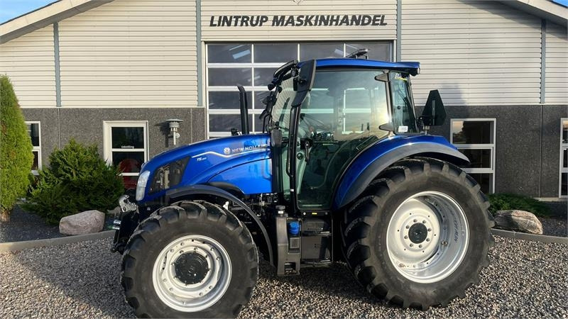 New Holland T5.100 Blue Power udstyrs model, med brede hjul, f - Farm tractor: picture 1 New Holland T5.100 Blue Power udstyrs model, med brede hjul, f - Farm tractor: picture 1