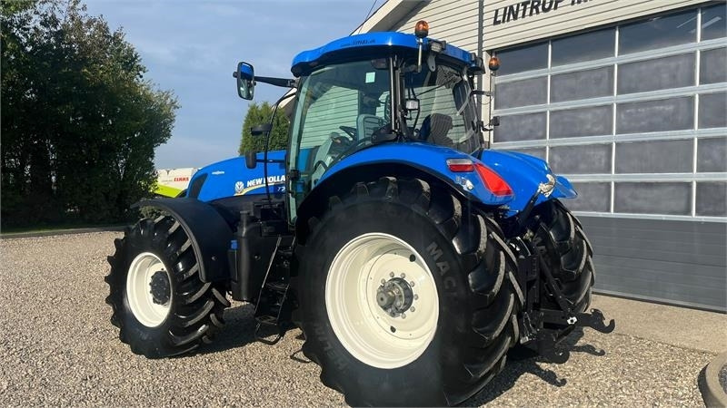 New Holland T7.270 AutoCommand med frontlift  - Farm tractor: picture 3 New Holland T7.270 AutoCommand med frontlift  - Farm tractor: picture 3