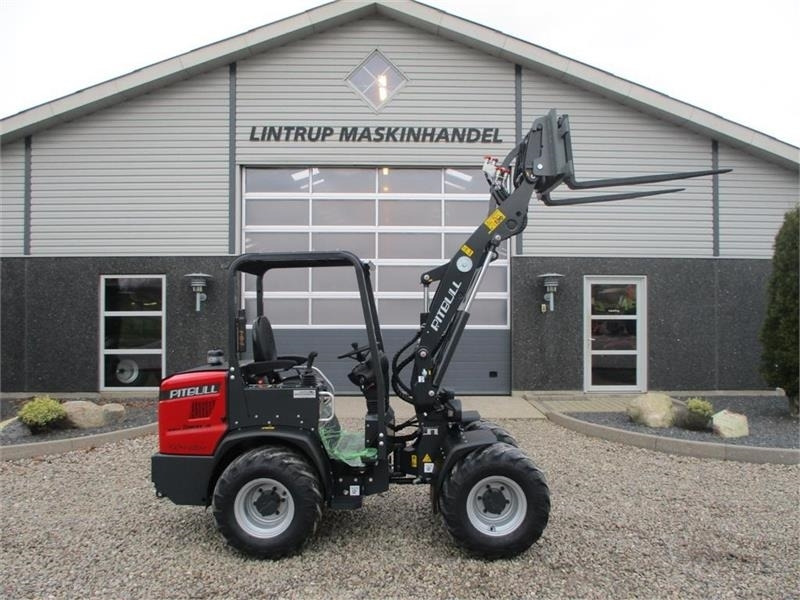 Pitbull X24-26V med lyspakke, 400mm hjulmontering og pall - Compact loader: picture 2 Pitbull X24-26V med lyspakke, 400mm hjulmontering og pall - Compact loader: picture 2