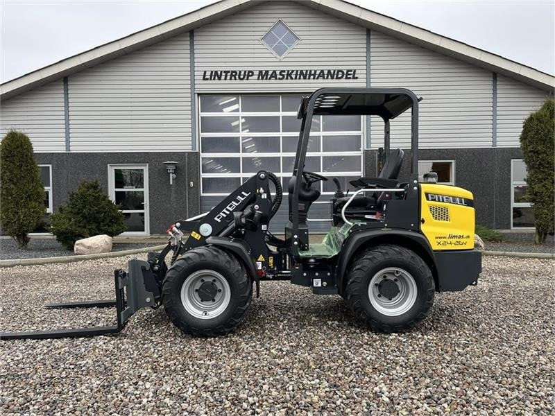 Pitbull X24-26V med lyspakke og 400mm hjulmontering. - Compact loader: picture 1 Pitbull X24-26V med lyspakke og 400mm hjulmontering. - Compact loader: picture 1