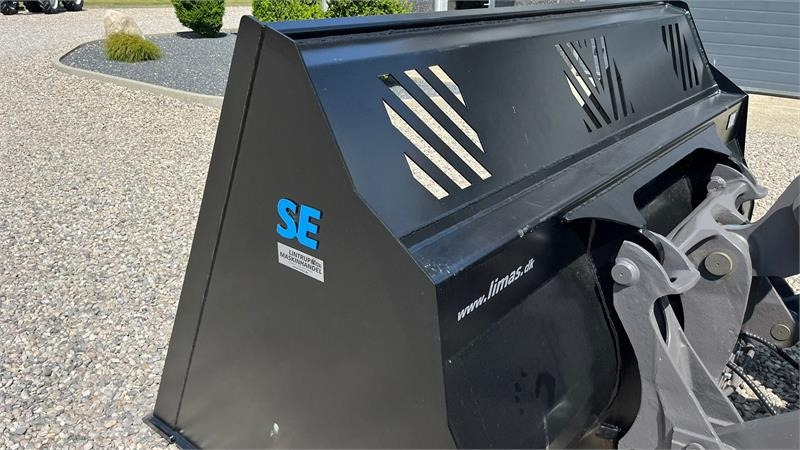 SE AB 4m3 skovl med Volvo beslag på. Den er 2.75m  - Bucket for Construction machinery: picture 5 SE AB 4m3 skovl med Volvo beslag på. Den er 2.75m  - Bucket for Construction machinery: picture 5