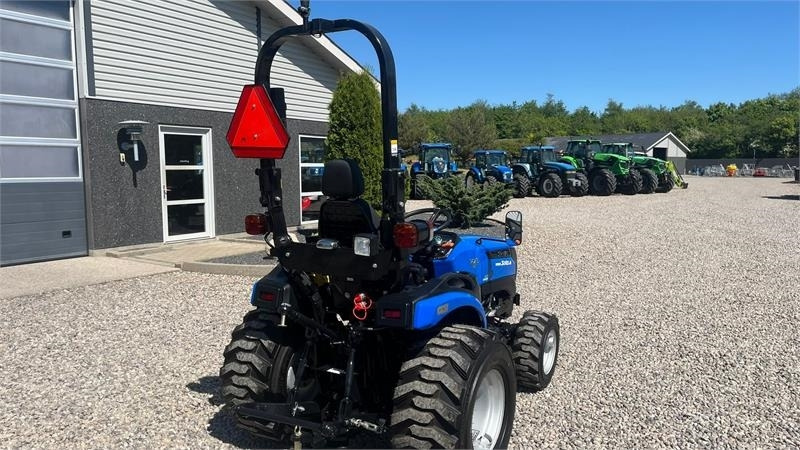 Lease a Solis H26 HST Hydrostat. Industrihjul Solis H26 HST Hydrostat. Industrihjul: picture 16 Lease a Solis H26 HST Hydrostat. Industrihjul Solis H26 HST Hydrostat. Industrihjul: picture 16