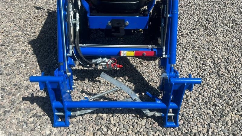 Solis H26 HST Med Frontlæsser - Farm tractor: picture 4 Solis H26 HST Med Frontlæsser - Farm tractor: picture 4