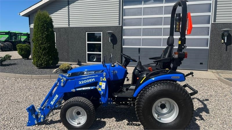 Farm tractor Solis H26 HST Turfdæk og Frontlæsser: picture 14