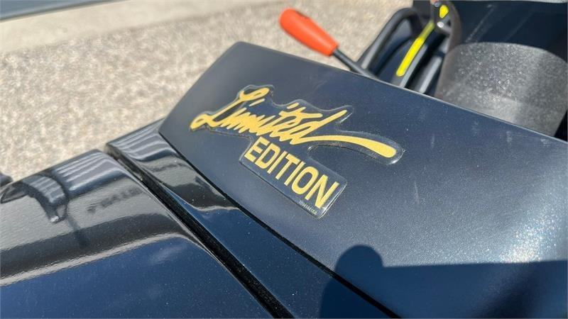 Municipal tractor Solis S26 Limited Edition i sort 6+2 Gearmaskine med Ser: picture 7