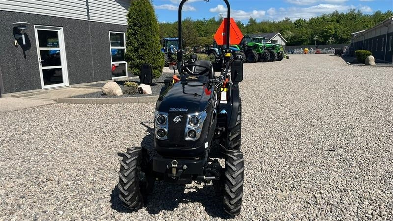 Municipal tractor Solis S26 Limited Edition i sort 6+2 Gearmaskine med Ser: picture 16