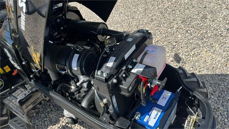 Municipal tractor Solis S26 Limited Edition i sort 6+2 Gearmaskine med Ser: picture 12