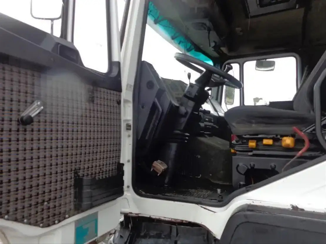 Tipper MAN 26.372 MAN 26.372 6X4: picture 8