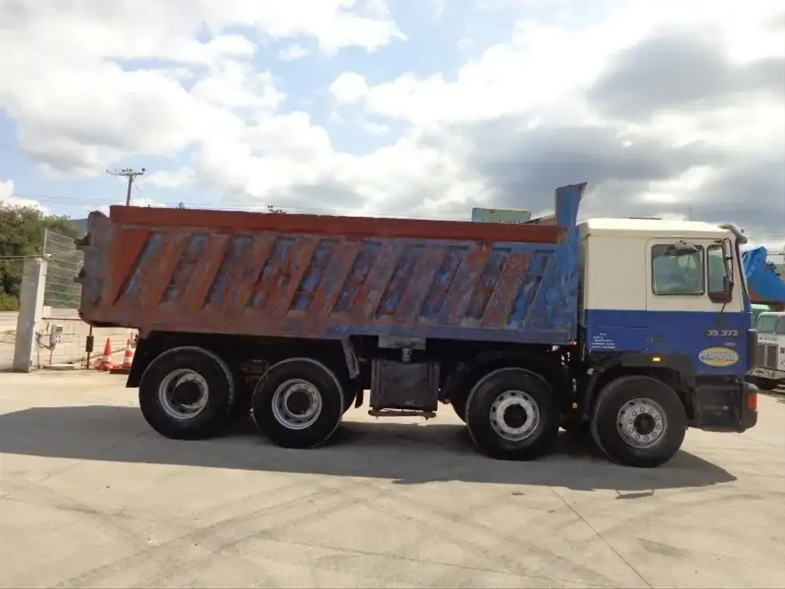 MAN 33.372 MAN 35.372 8X4 Kipper -Airco - Tipper: picture 3 MAN 33.372 MAN 35.372 8X4 Kipper -Airco - Tipper: picture 3