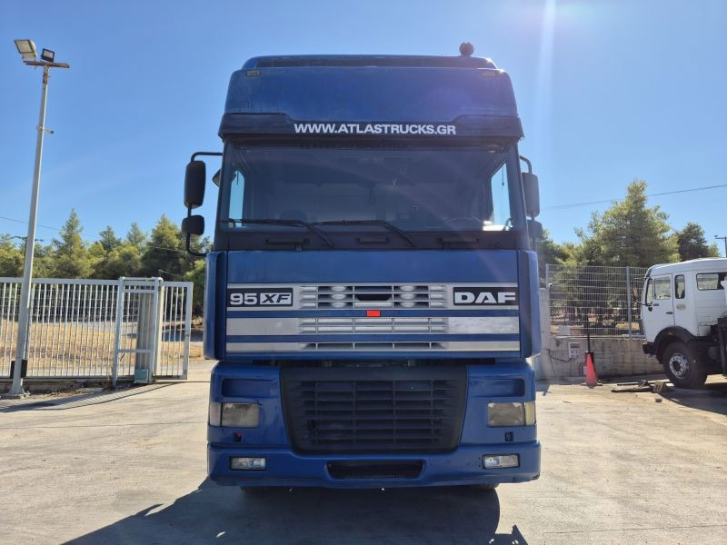 DAF XF 480 DAF XF.480 4X2 Super Space Intarder - Tractor unit: picture 2 DAF XF 480 DAF XF.480 4X2 Super Space Intarder - Tractor unit: picture 2