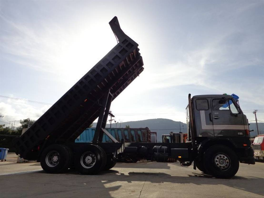 Volvo F 89 VOLVO F89 (6X2) -KIPPER - Tipper: picture 3 Volvo F 89 VOLVO F89 (6X2) -KIPPER - Tipper: picture 3