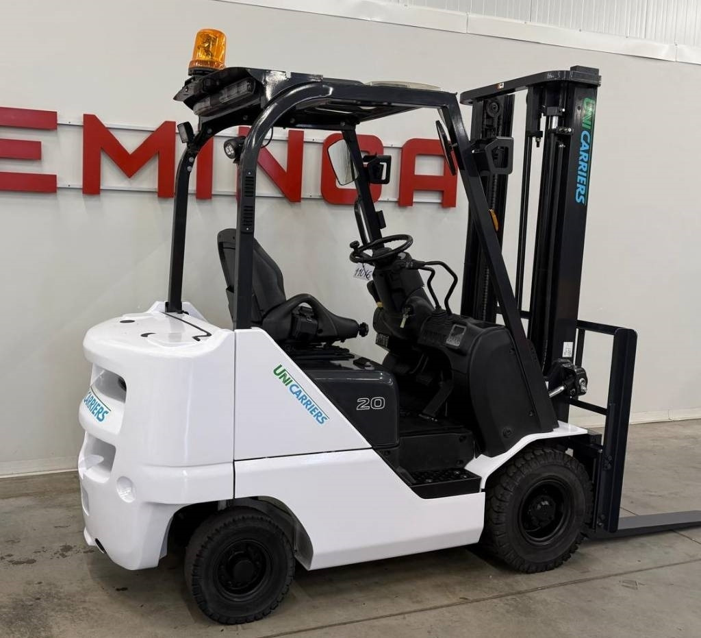 UniCarriers 11016 - FGE20T5S - Forklift: picture 2 UniCarriers 11016 - FGE20T5S - Forklift: picture 2