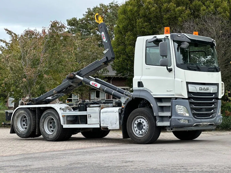 DAF CF 430 FAS 6x2 HAAK/CONTAINER!!2019!!82dkm!! - Hook lift truck: picture 2 DAF CF 430 FAS 6x2 HAAK/CONTAINER!!2019!!82dkm!! - Hook lift truck: picture 2