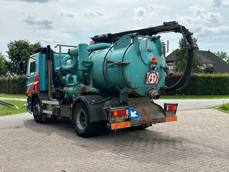 DAF CF 75.250 WITH RAVO KZ7082/150 VACUUM / CHANNEL CLEANER - Vacuum truck: picture 4 DAF CF 75.250 WITH RAVO KZ7082/150 VACUUM / CHANNEL CLEANER - Vacuum truck: picture 4
