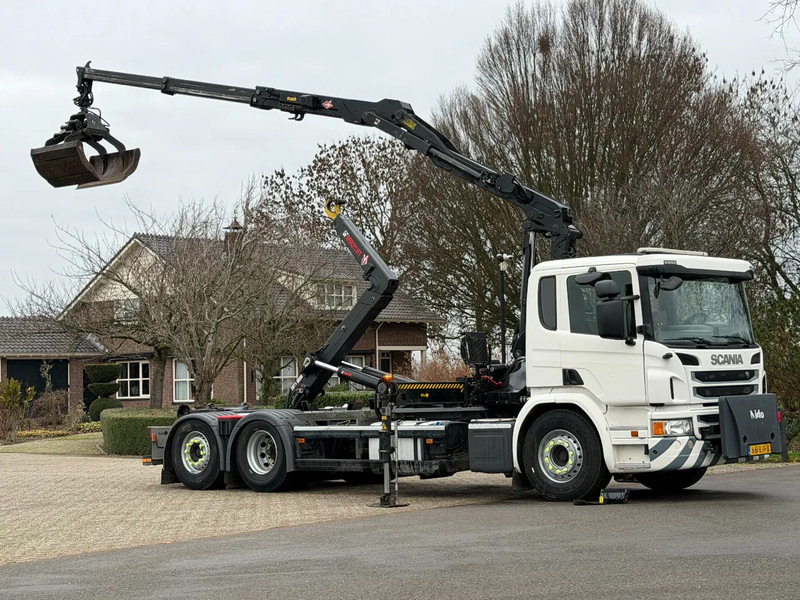 Scania P320 Z-KRAAN/RADIO REMOTE!!HAAK!!TOP 2017!!EURO6!! ZERO EMISSIE 2030!! - Hook lift truck, Crane truck: picture 3 Scania P320 Z-KRAAN/RADIO REMOTE!!HAAK!!TOP 2017!!EURO6!! ZERO EMISSIE 2030!! - Hook lift truck, Crane truck: picture 3