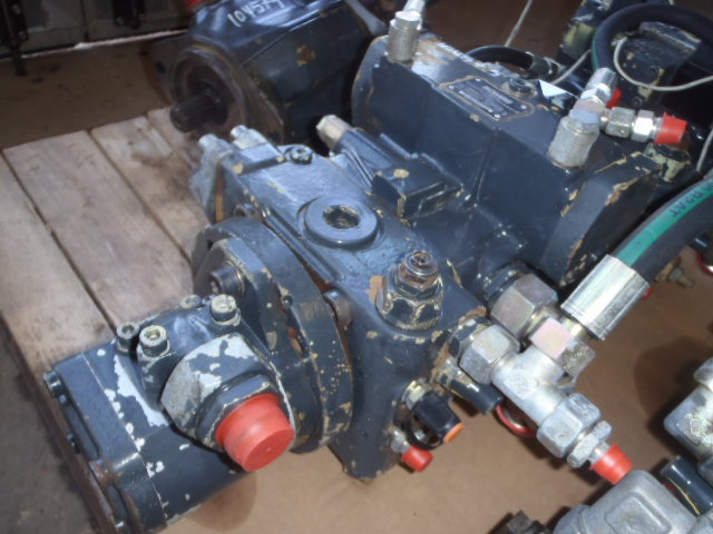 Bomag A4VG71DGDT1/32L-NSF10K021E-S - - Hydraulic pump for Construction machinery: picture 2 Bomag A4VG71DGDT1/32L-NSF10K021E-S - - Hydraulic pump for Construction machinery: picture 2
