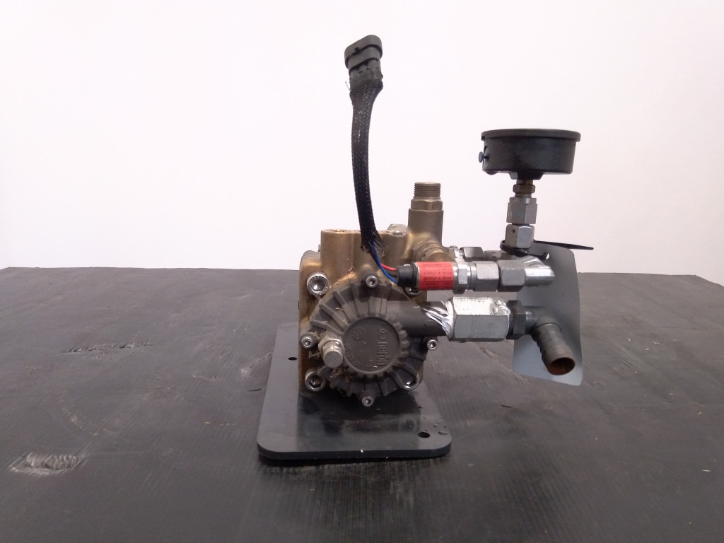 Bomag BM1200-35 - - Hydraulic pump for Construction machinery: picture 4 Bomag BM1200-35 - - Hydraulic pump for Construction machinery: picture 4