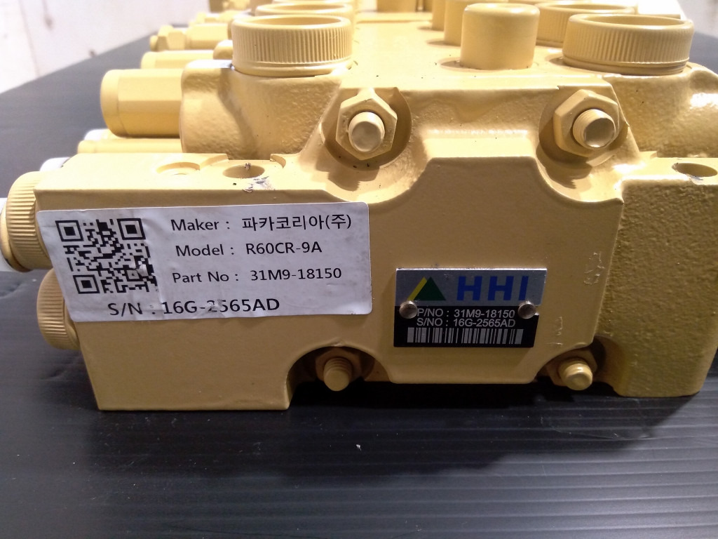 New Hydraulic valve for Construction machinery Case 31M9-18150: picture 6